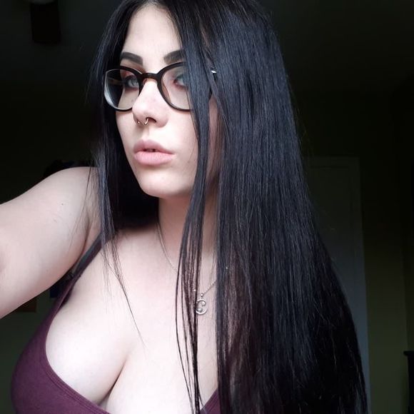 Meet your Posher, Faith - Picture 1 of 1